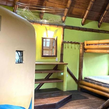 Hotel El Bochinche à Mompiche Extérieur photo