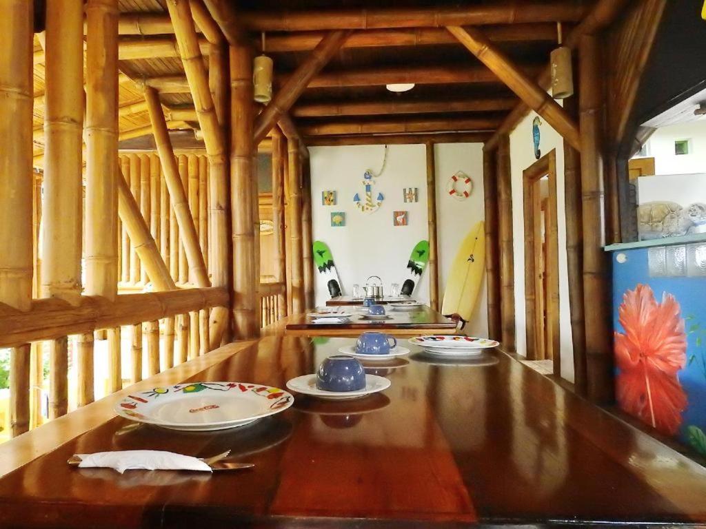 Hotel El Bochinche à Mompiche Extérieur photo